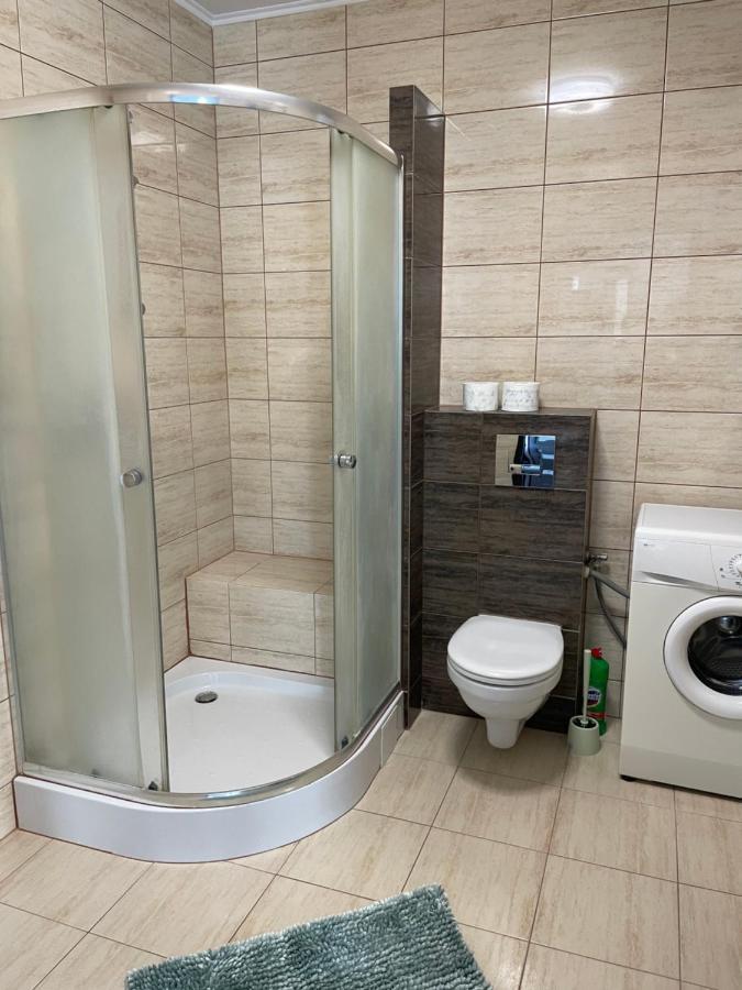 Komfortowe Studio 52 M2 W Centrum Grojca Grojec  Exterior foto