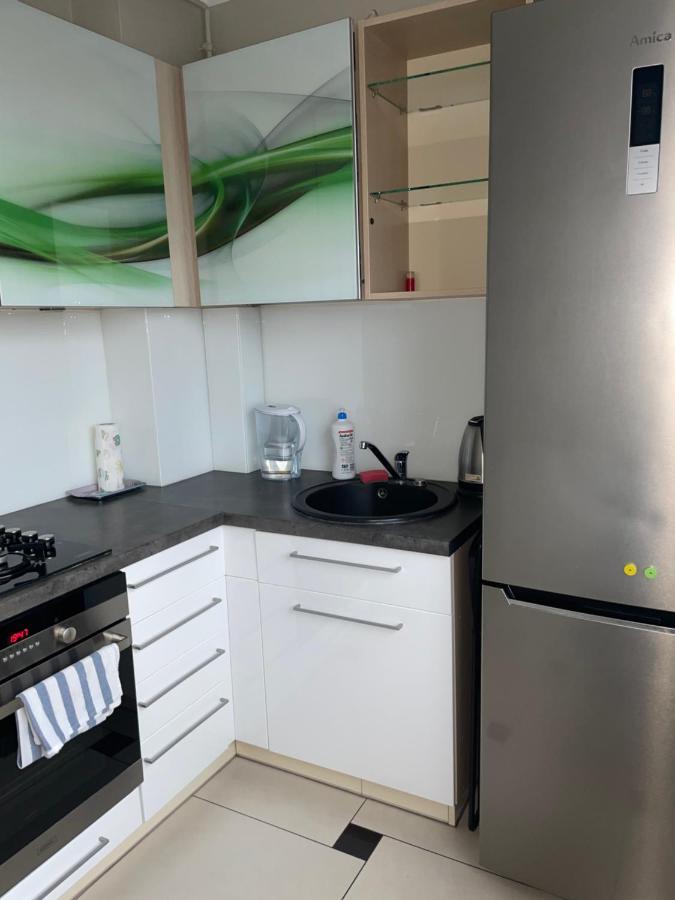 Komfortowe Studio 52 M2 W Centrum Grojca Grojec  Exterior foto