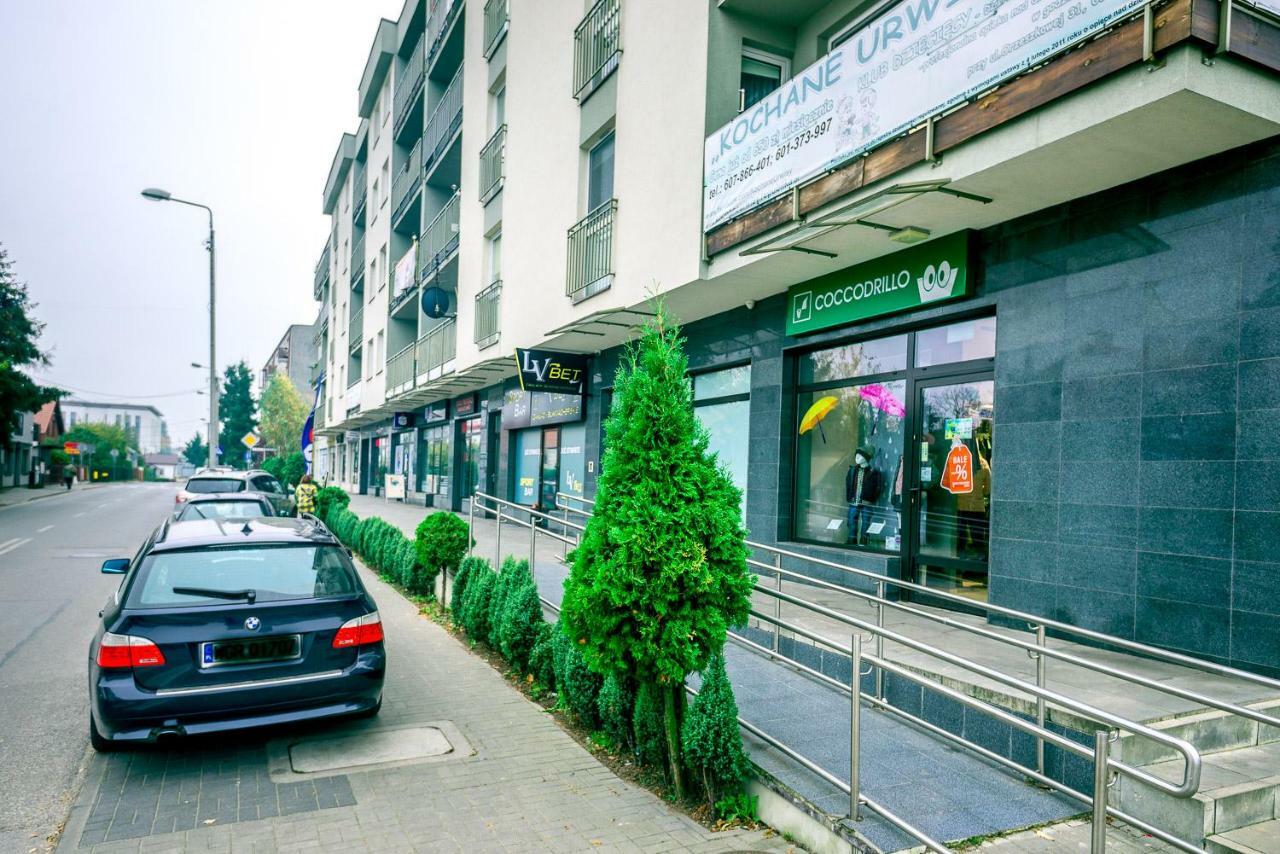 Komfortowe Studio 52 M2 W Centrum Grojca Grojec  Exterior foto